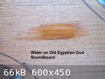 Water on Old Egyptian Oud (600 x 450).jpg - 66kB