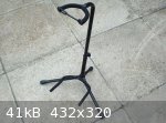 Guitar Stand Example for Oud.jpg - 41kB
