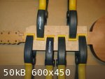 Fingerboard Glue 1 (600 x 450).jpg - 50kB